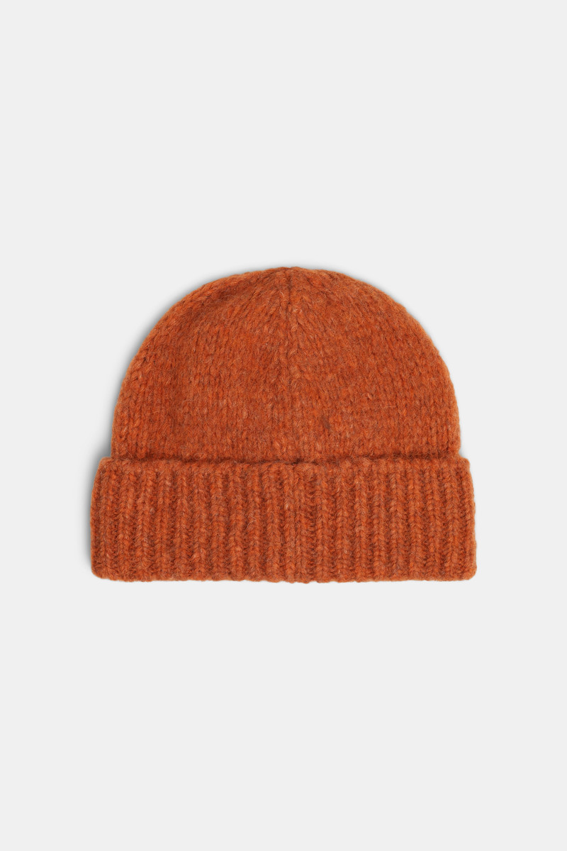 DOROTHEE SCHUMACHER SOFT HAPPINESS cap outlook