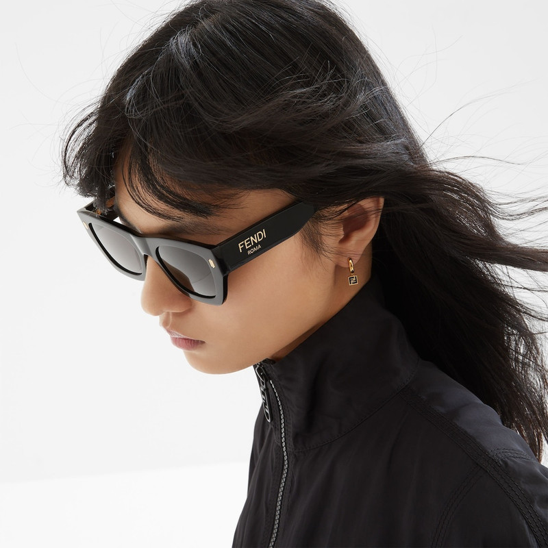 FENDI Forever Fendi earrings outlook