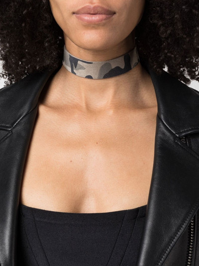 MANOKHI camouflage suede choker necklace outlook