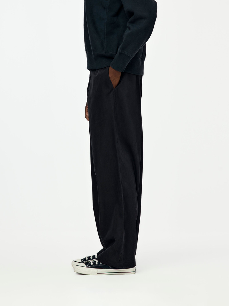 A.PRESSE SILK PANTS(BLACK) SIS outlook
