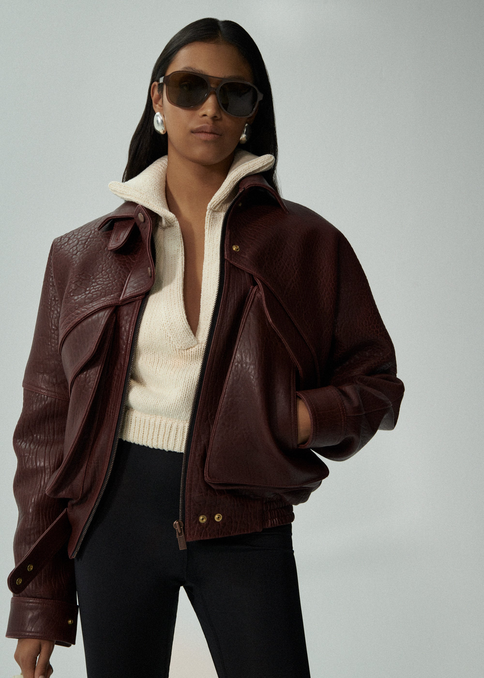 Vintage leather bomber jacket in embossed burgundy - 7