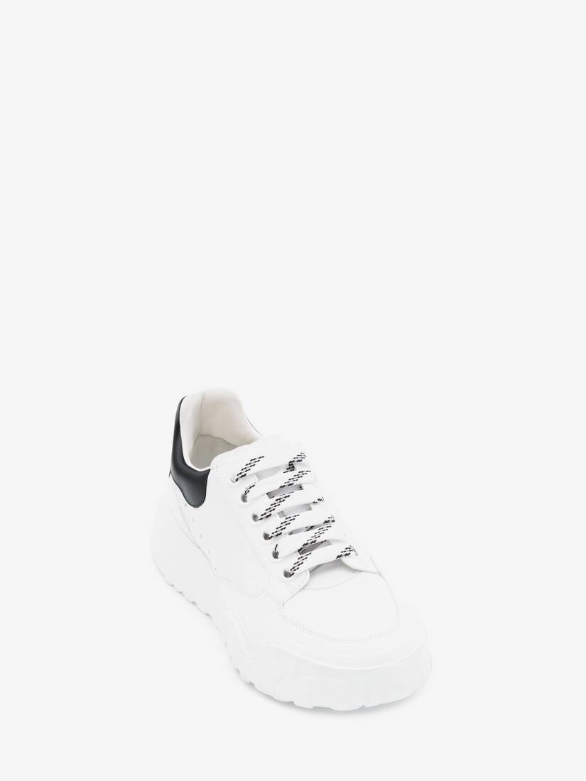 Court Trainer in White/black - 2