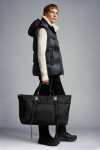 【MONCLER】MAKAIO DUFFLE BAG Moncler Makaio Duffle Bag | REVERSIBLE