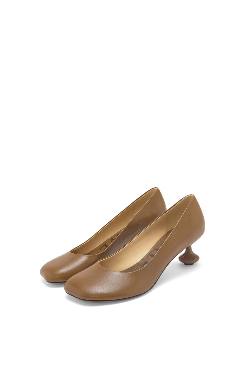 Toy pump in goatskin 3