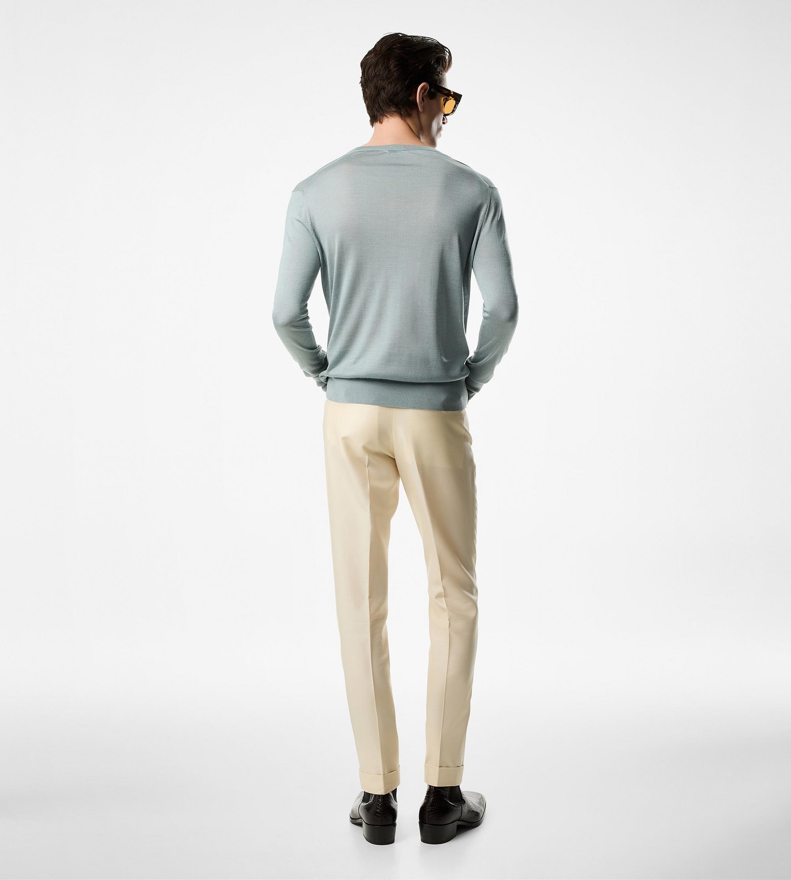 LIGHTWEIGHT SILK BLEND V NECK - 3