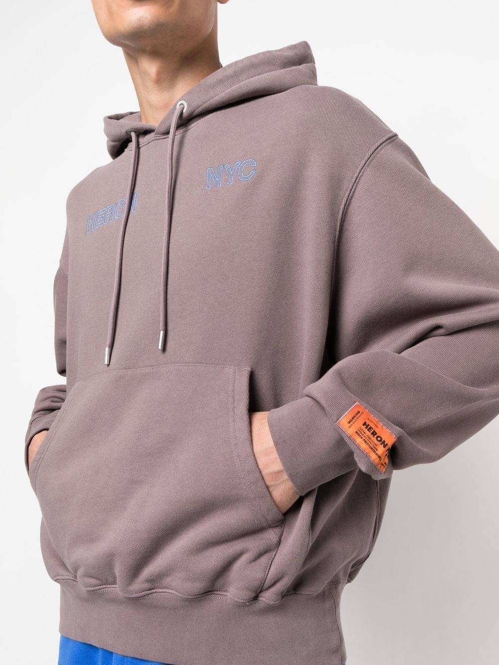 embroidered-logo graphic hoodie - 5