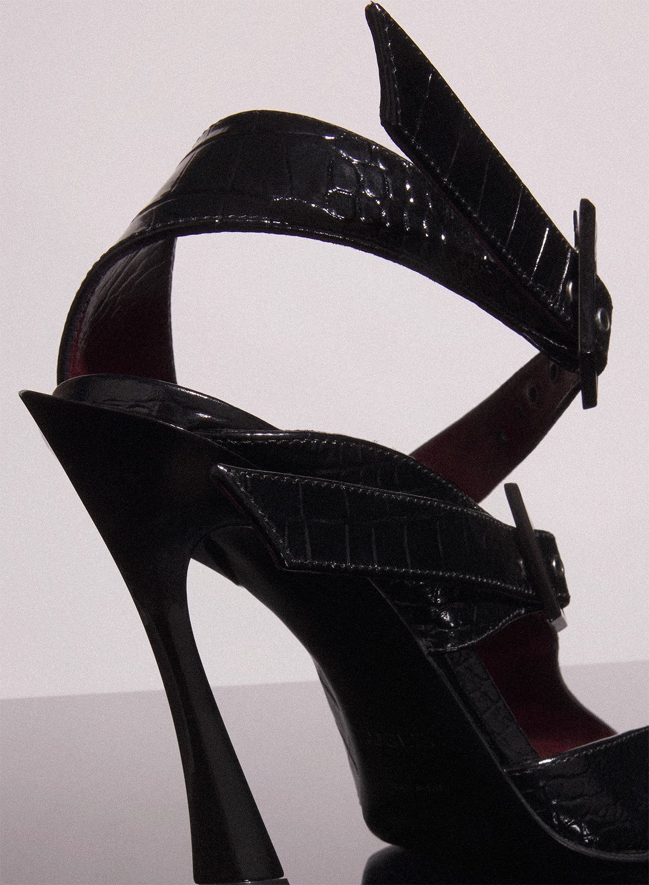 black crocodile embossed leather buckled fang 95 mules - 3