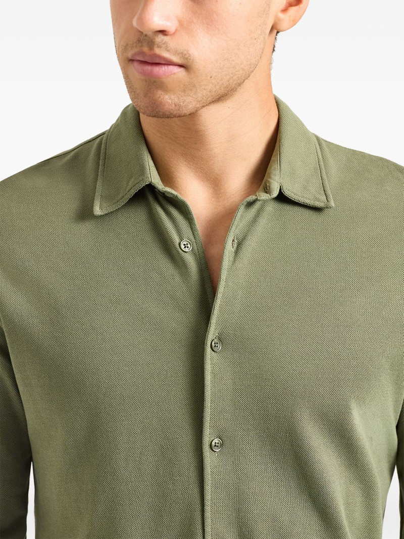 Giles shirt 4