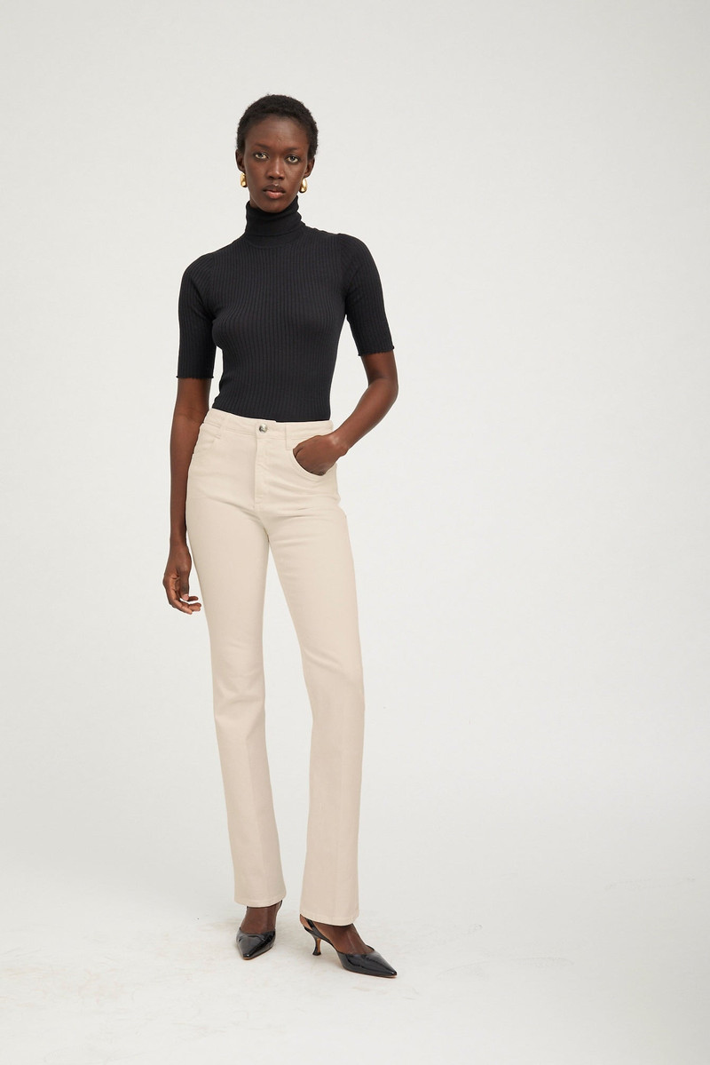 SPRWMN EARHART OFF WHITE MICRO FLARE DENIM outlook