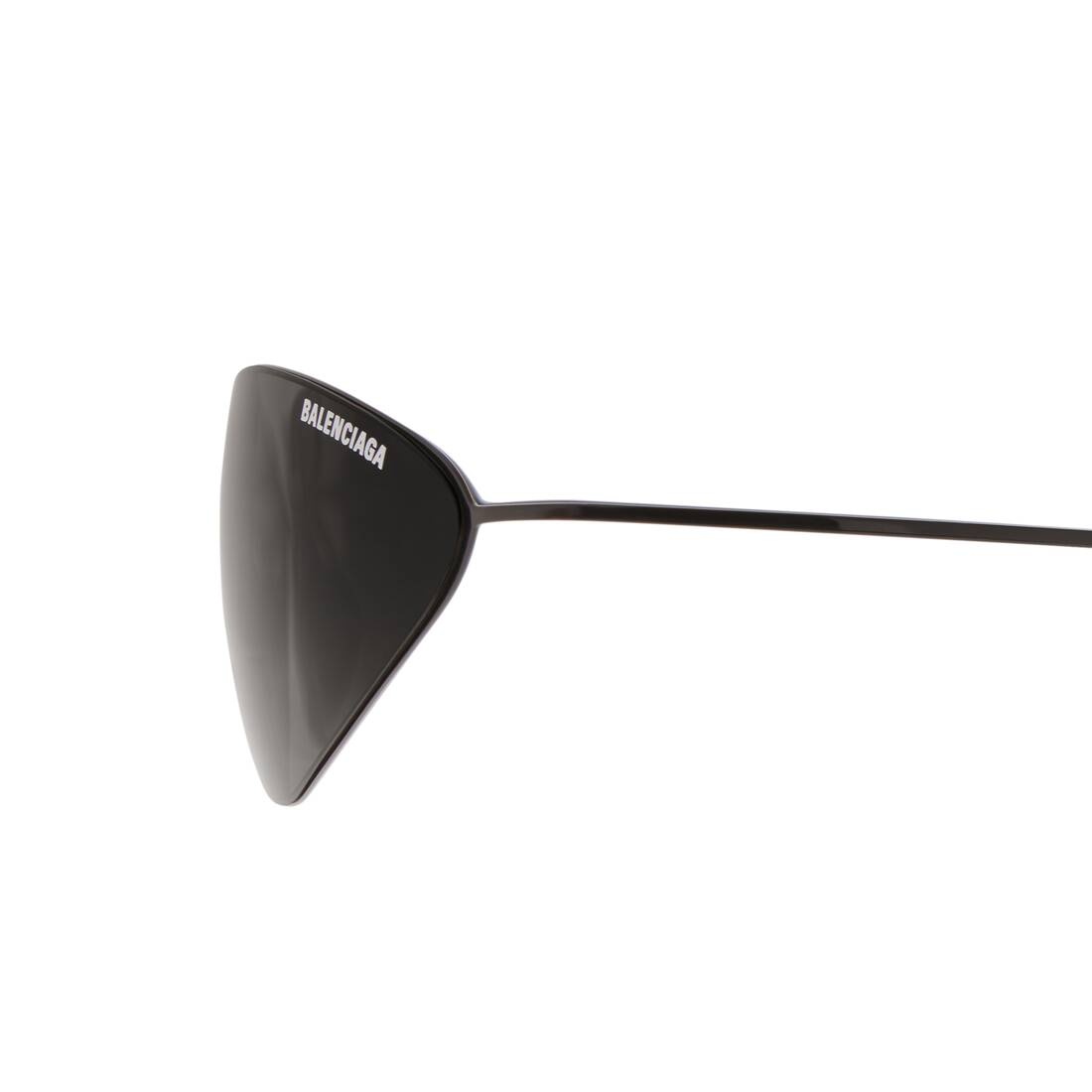 Malibu Round Sunglasses  in Black - 5