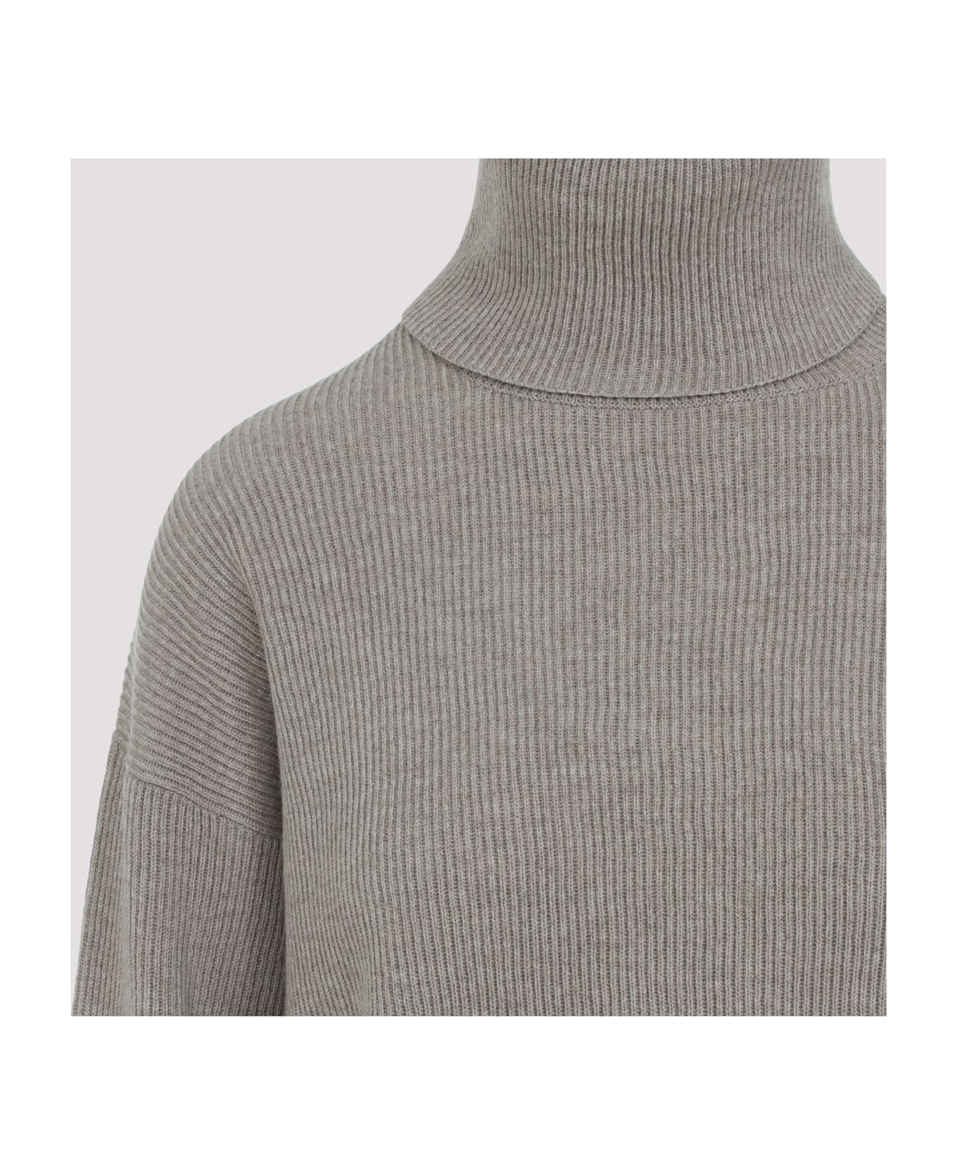 Wool Pullover - 5