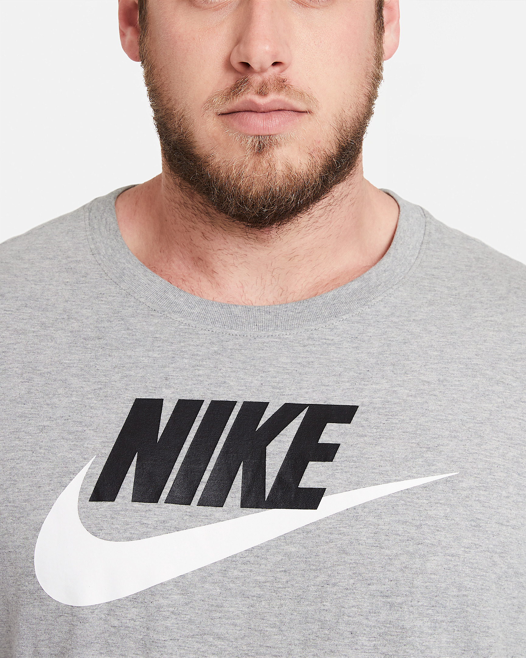 Men's Nike Sportswear T-Shirt - 10