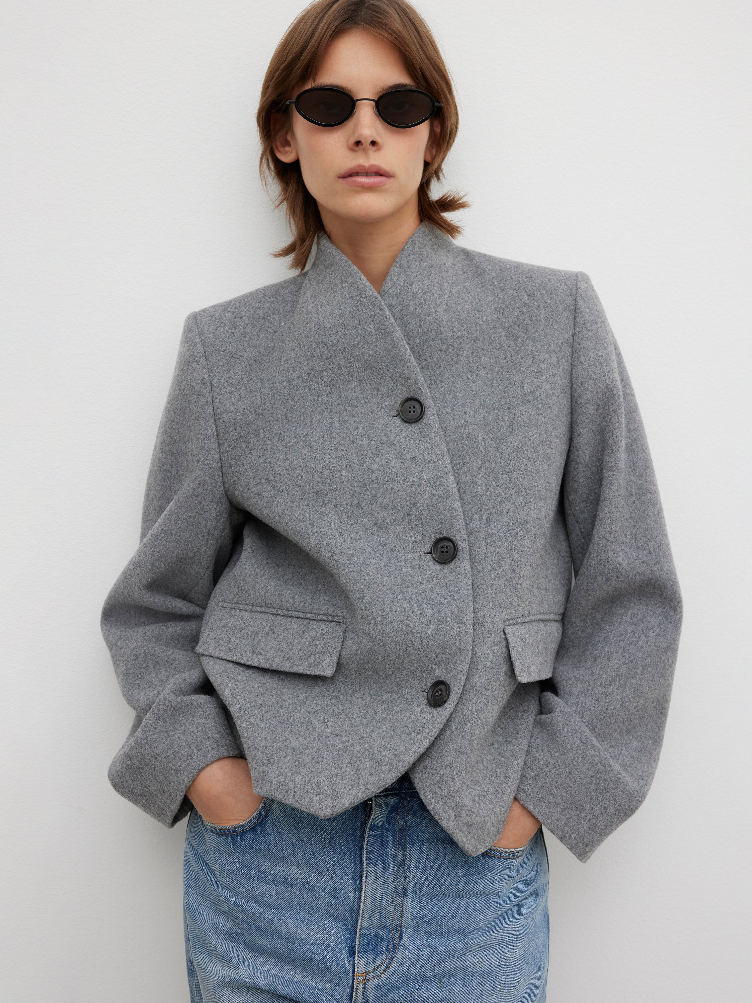 Short curved jacket - 3