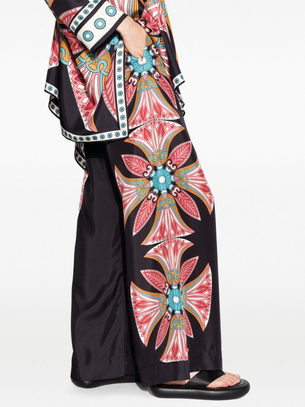 lotus-print silk palazzo pants - 5