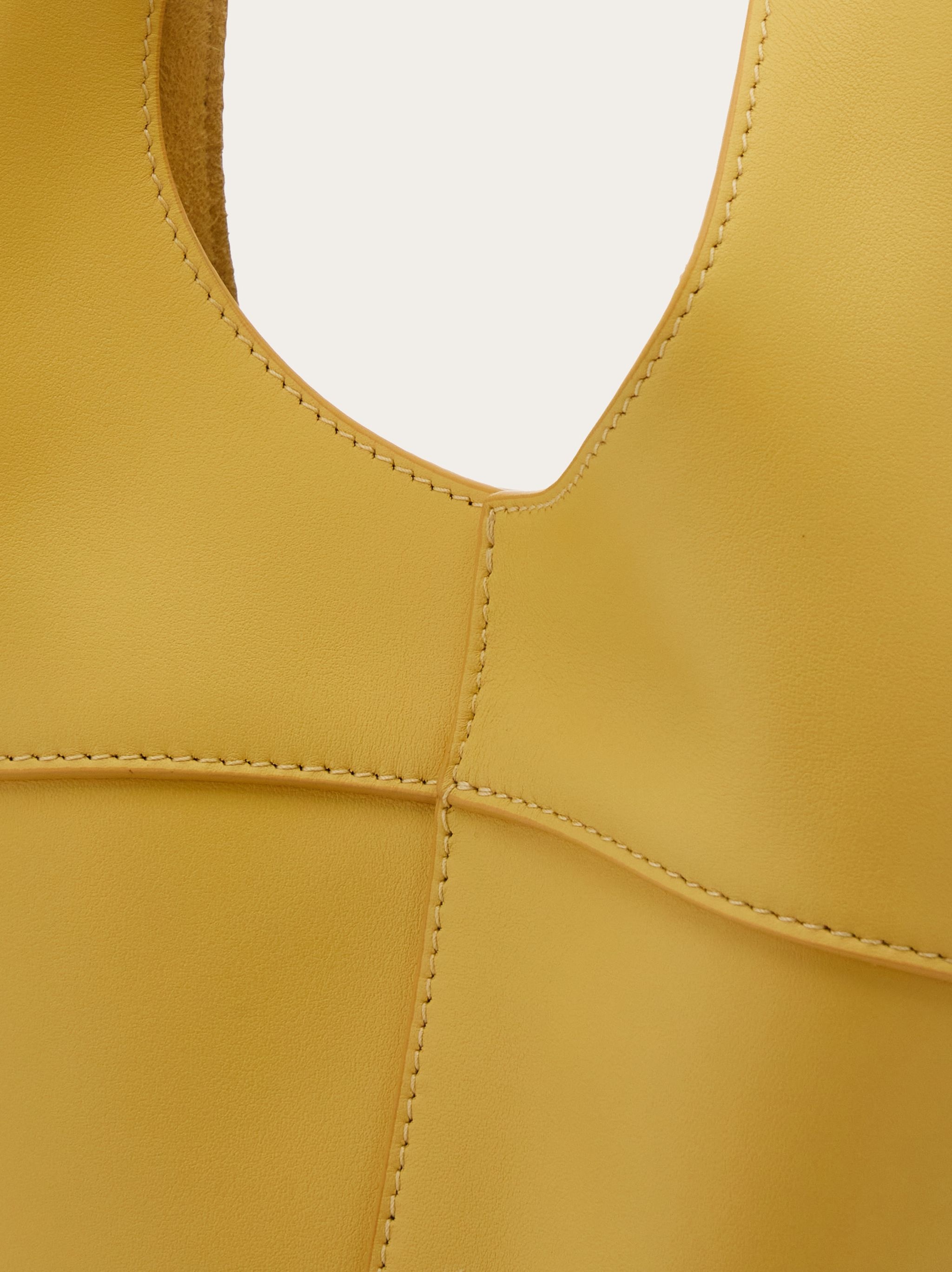 Hobo bag with cut-out detailing - 6