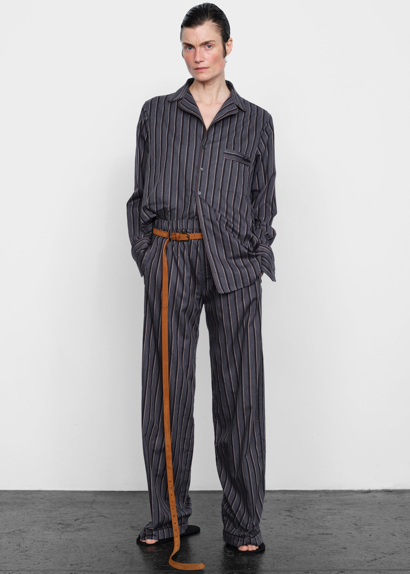 BETTTER Bettter Essential Shirt - Grey outlook