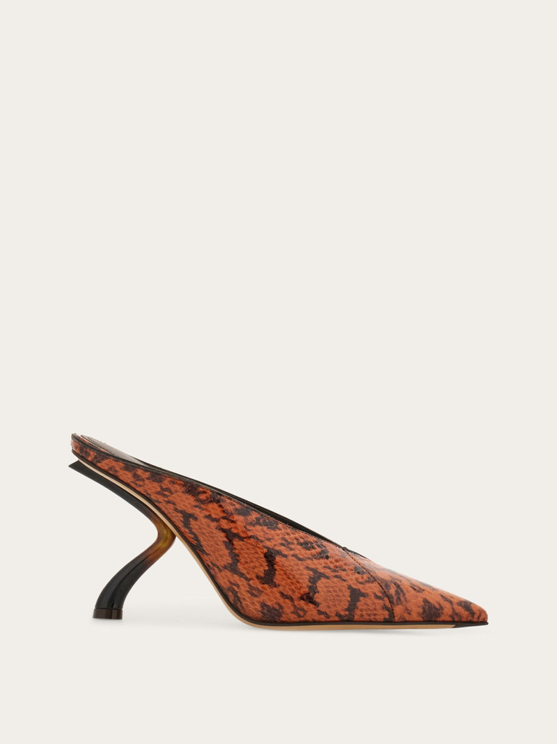 S-shaped heel mule 1