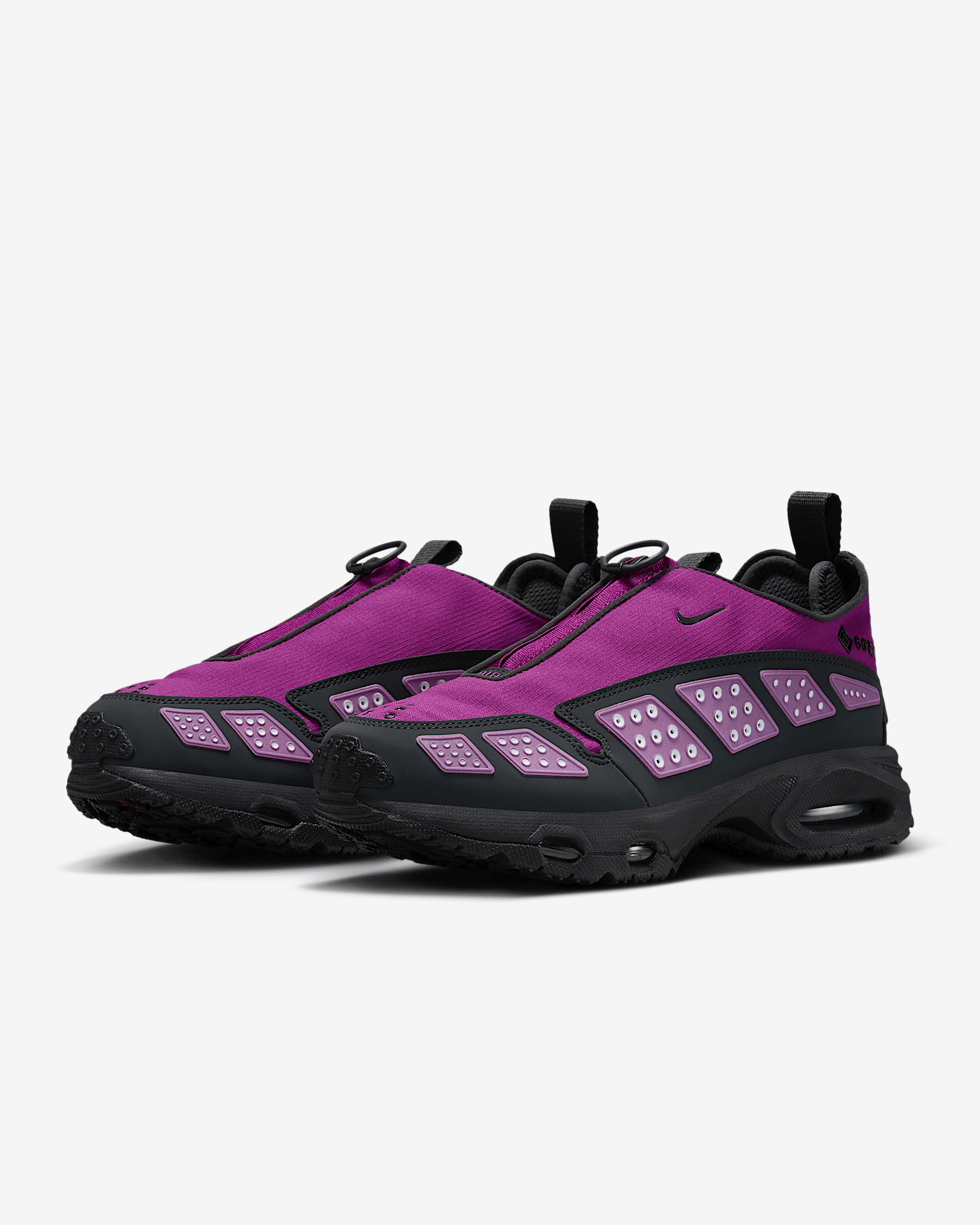 Nike Air Max SNDR GTX Women's Shoes - 5