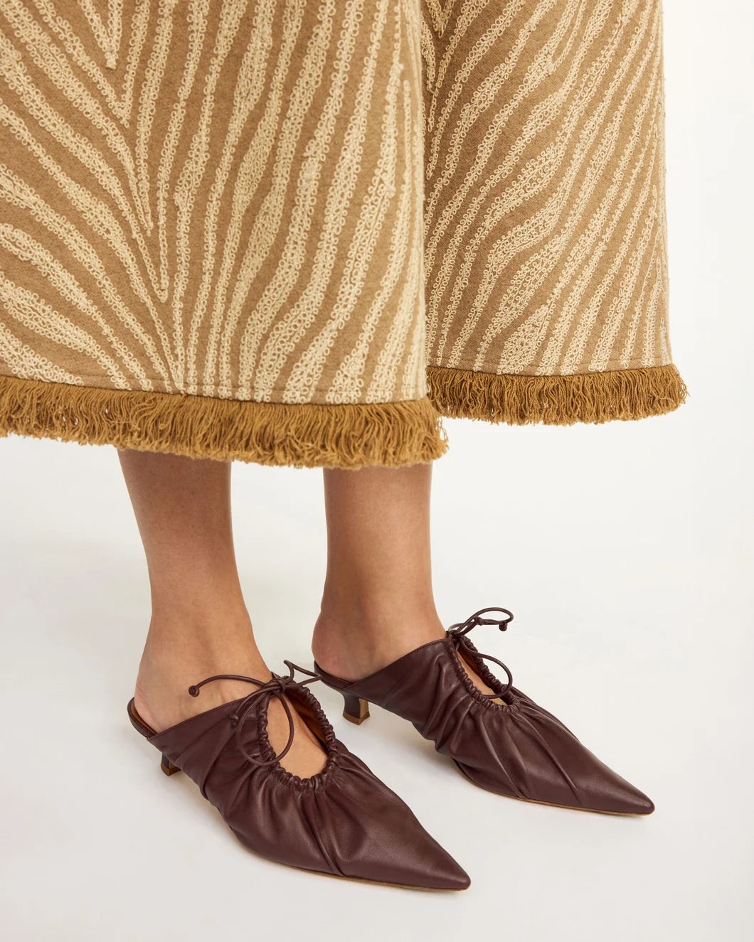 MASEY MULE DARK MAHOGANY - 2