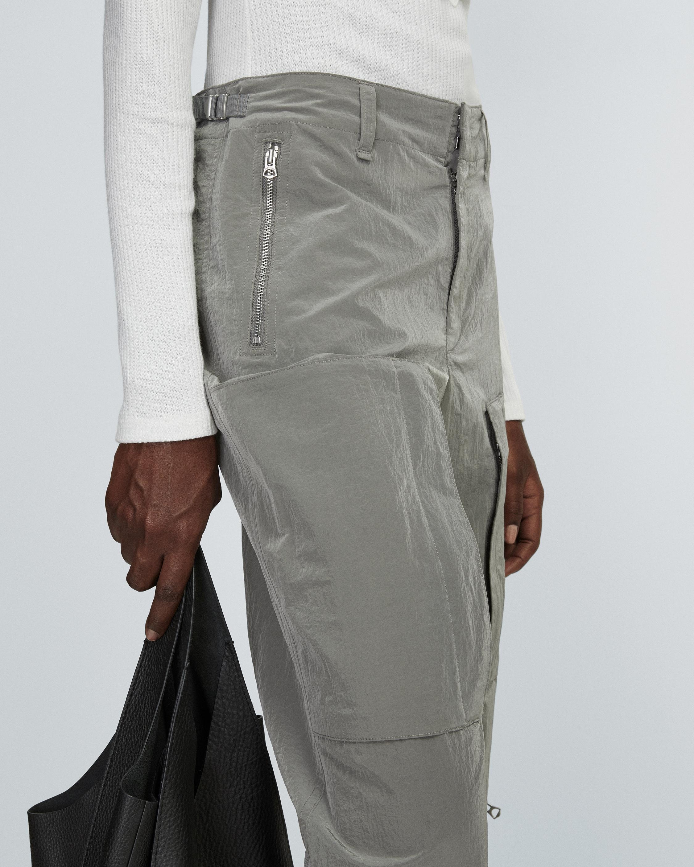 Kai Flight Pant
Nylon Pant - 5