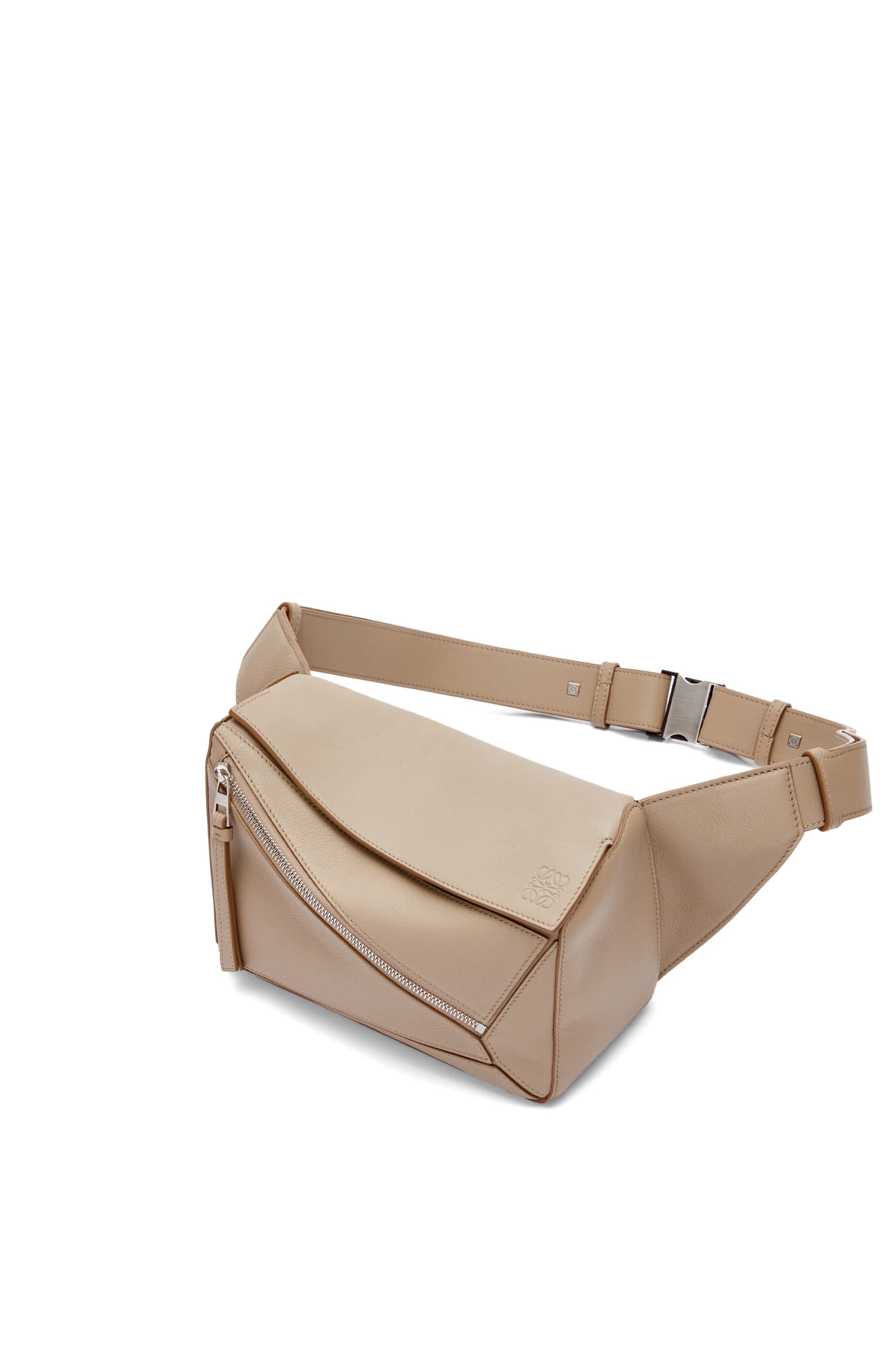 Small Puzzle bumbag in classic calfskin - 2