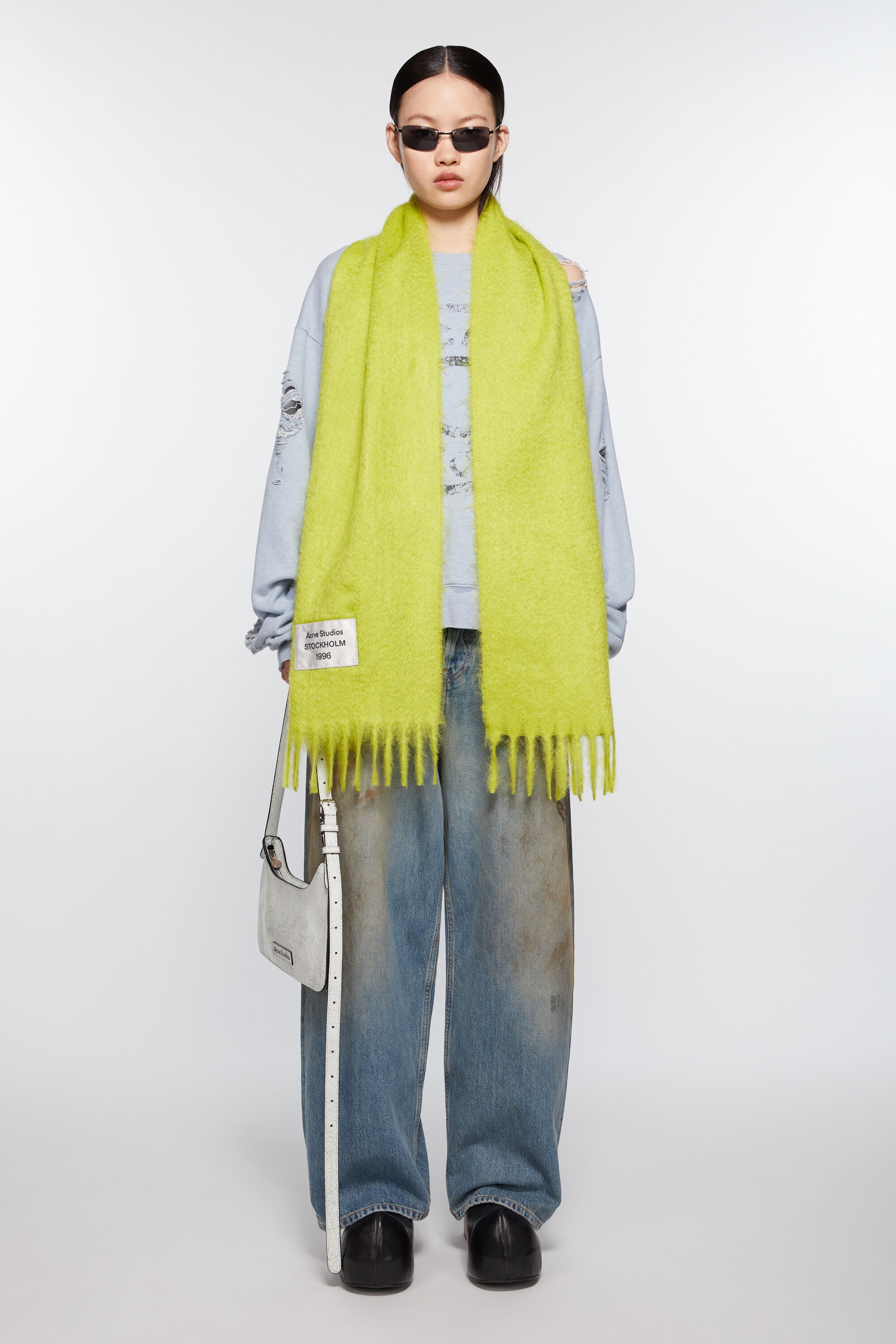 Fringe alpaca scarf - Neon green - 2