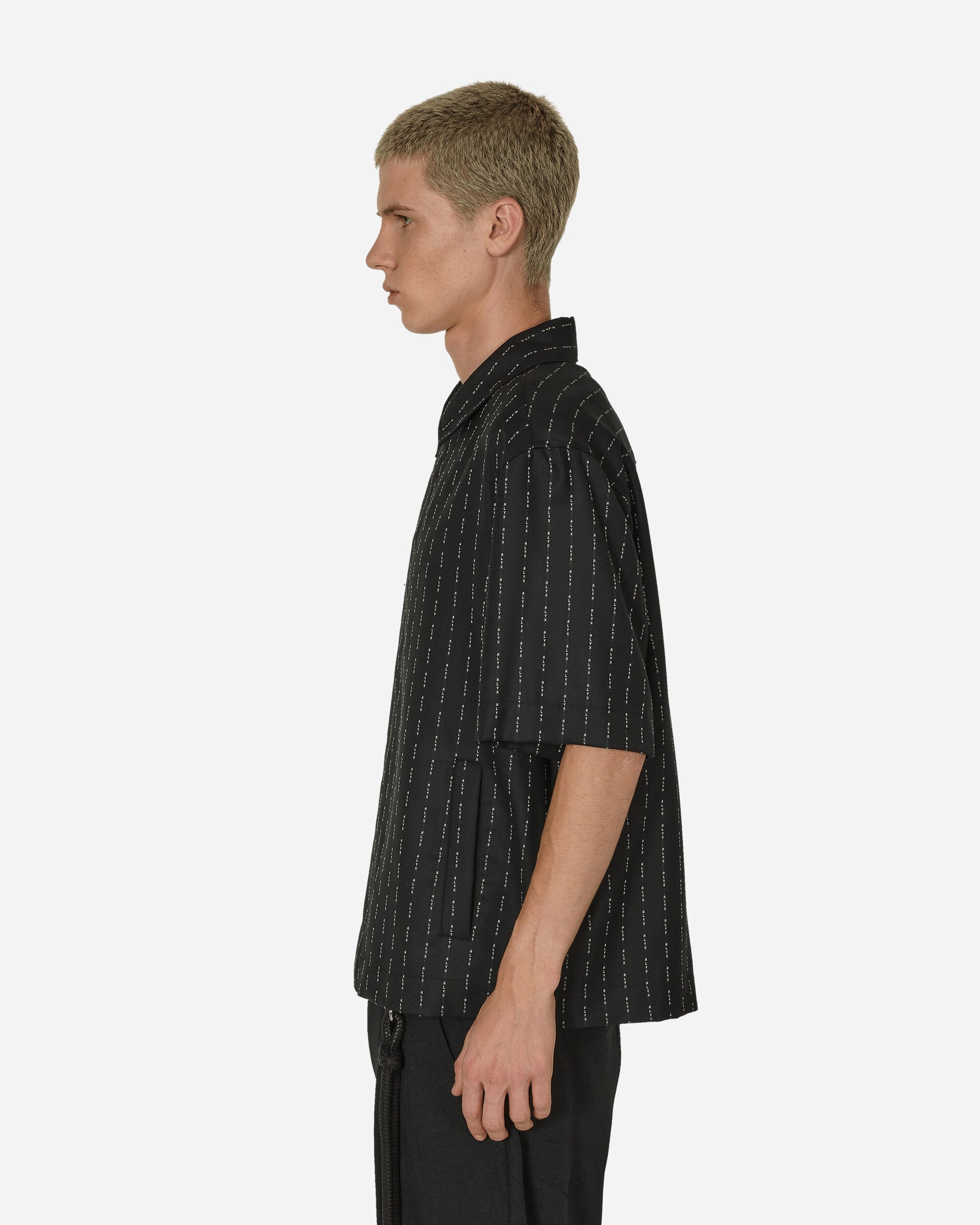 Pinstripe Shortsleeve Shirt Black - 2