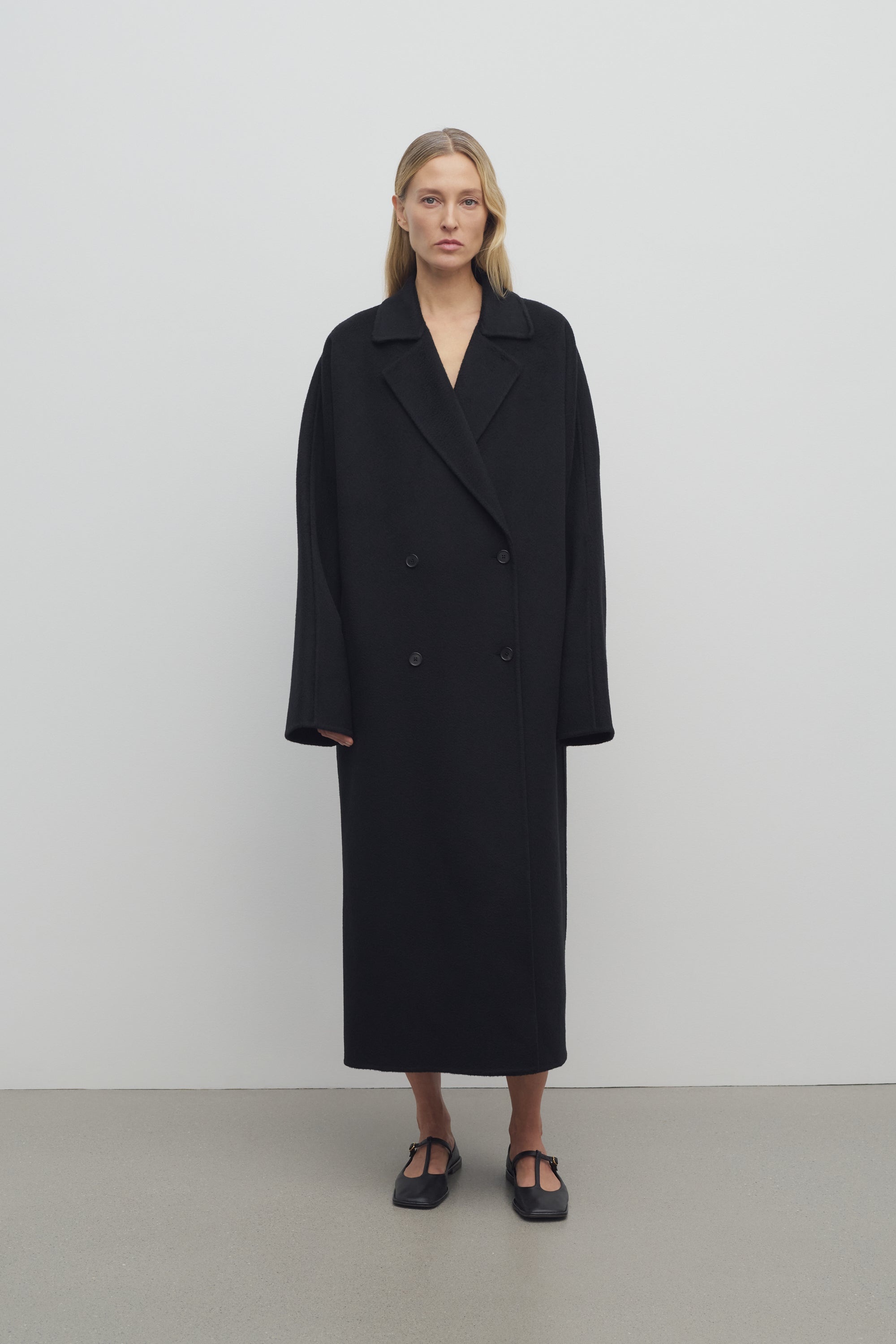 Sablise Coat in Cashmere - 3