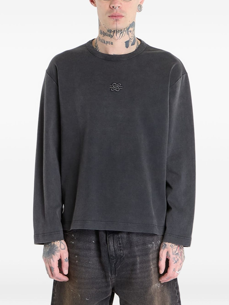 boxy-fit long-sleeve T-shirt 1