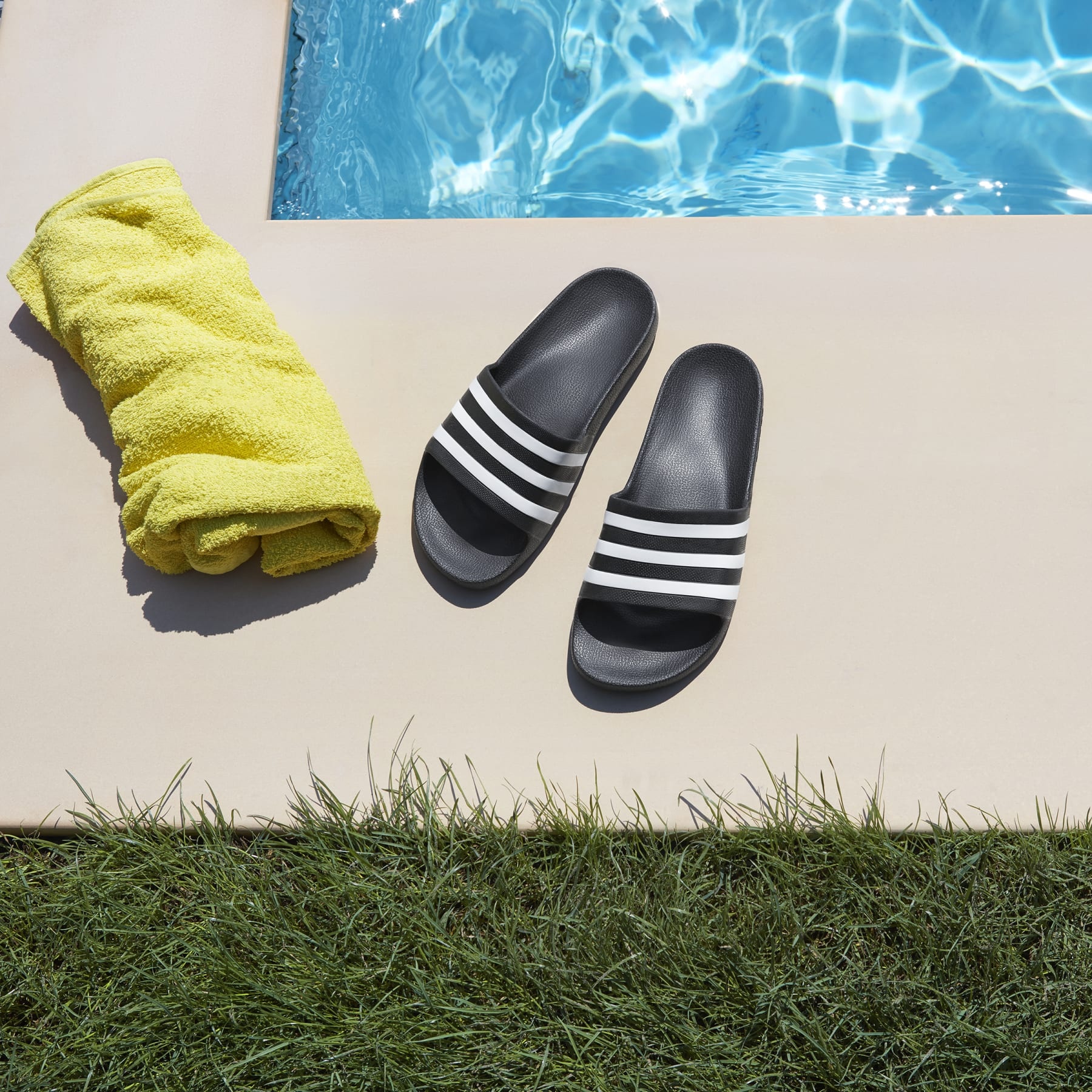 Adilette Aqua Slides - 11