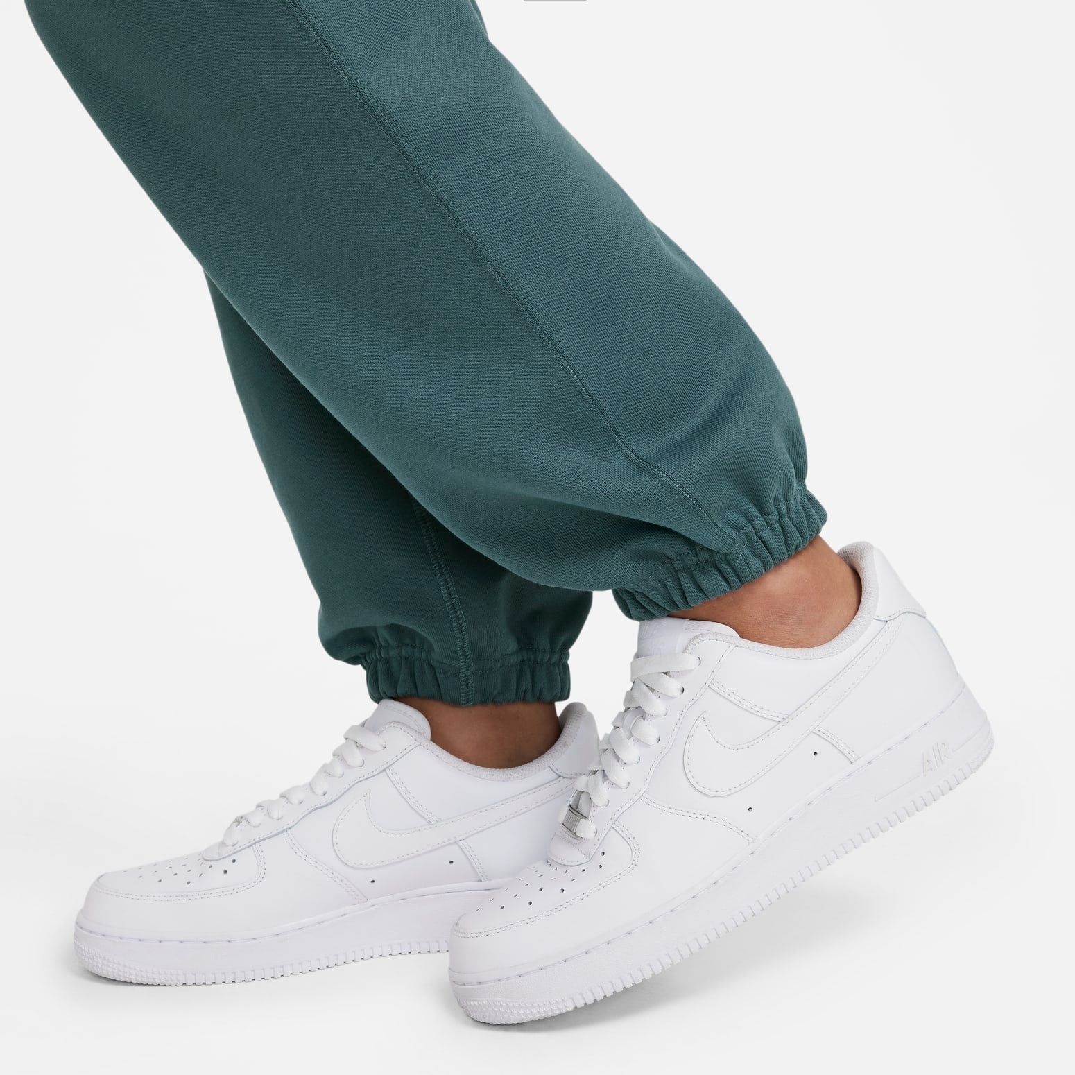 (WMNS) Nike Solo Swoosh Sweatpants 'Green' CW5565-387 - 5