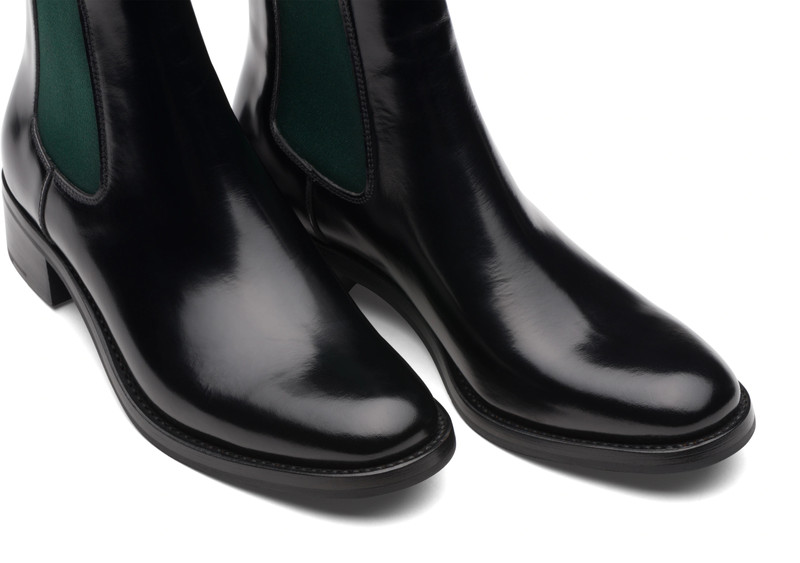 Monmouth 40
Polished Fumè Chelsea Boot Black/military green 4