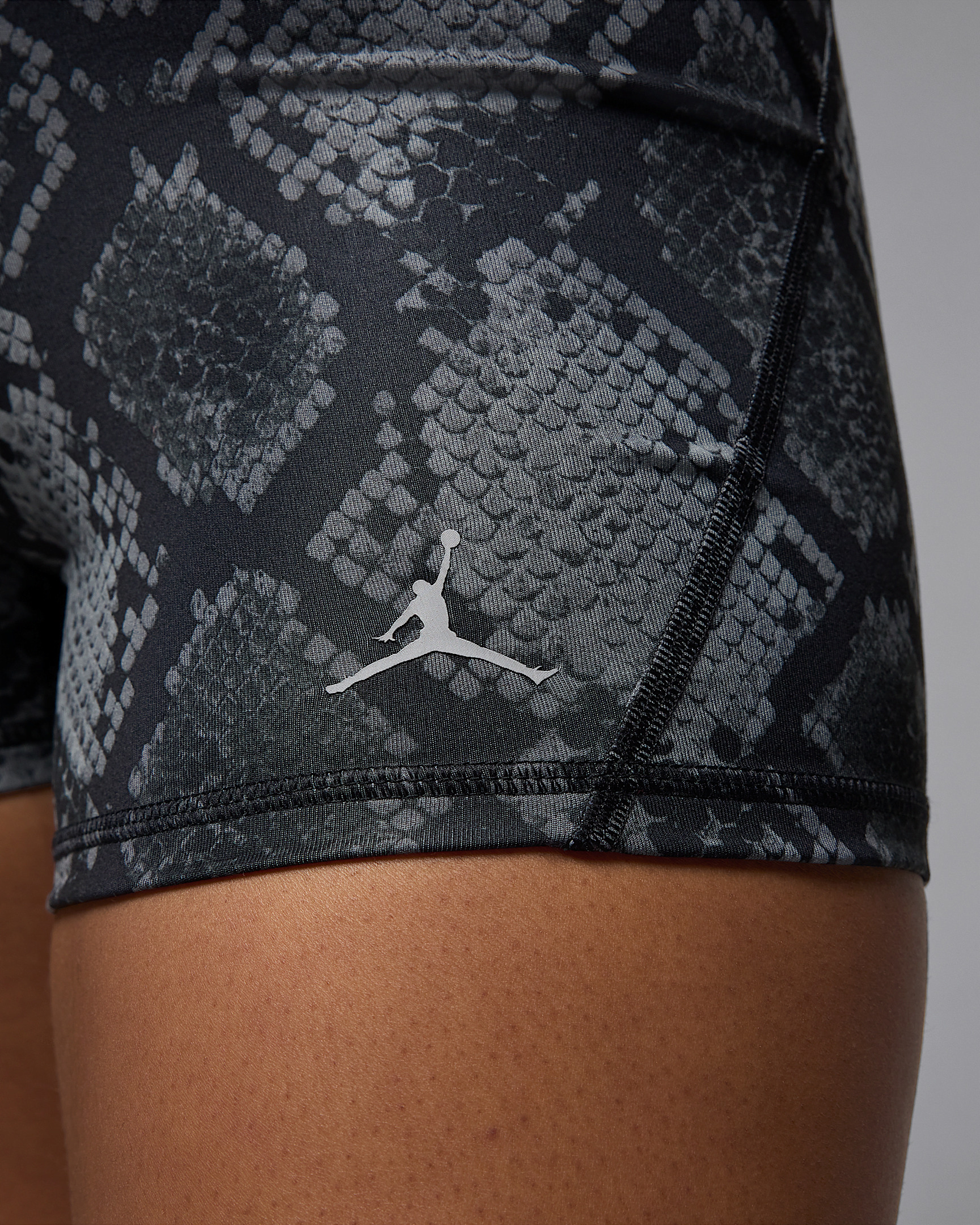 Jordan Sport Women's Shorts - 5