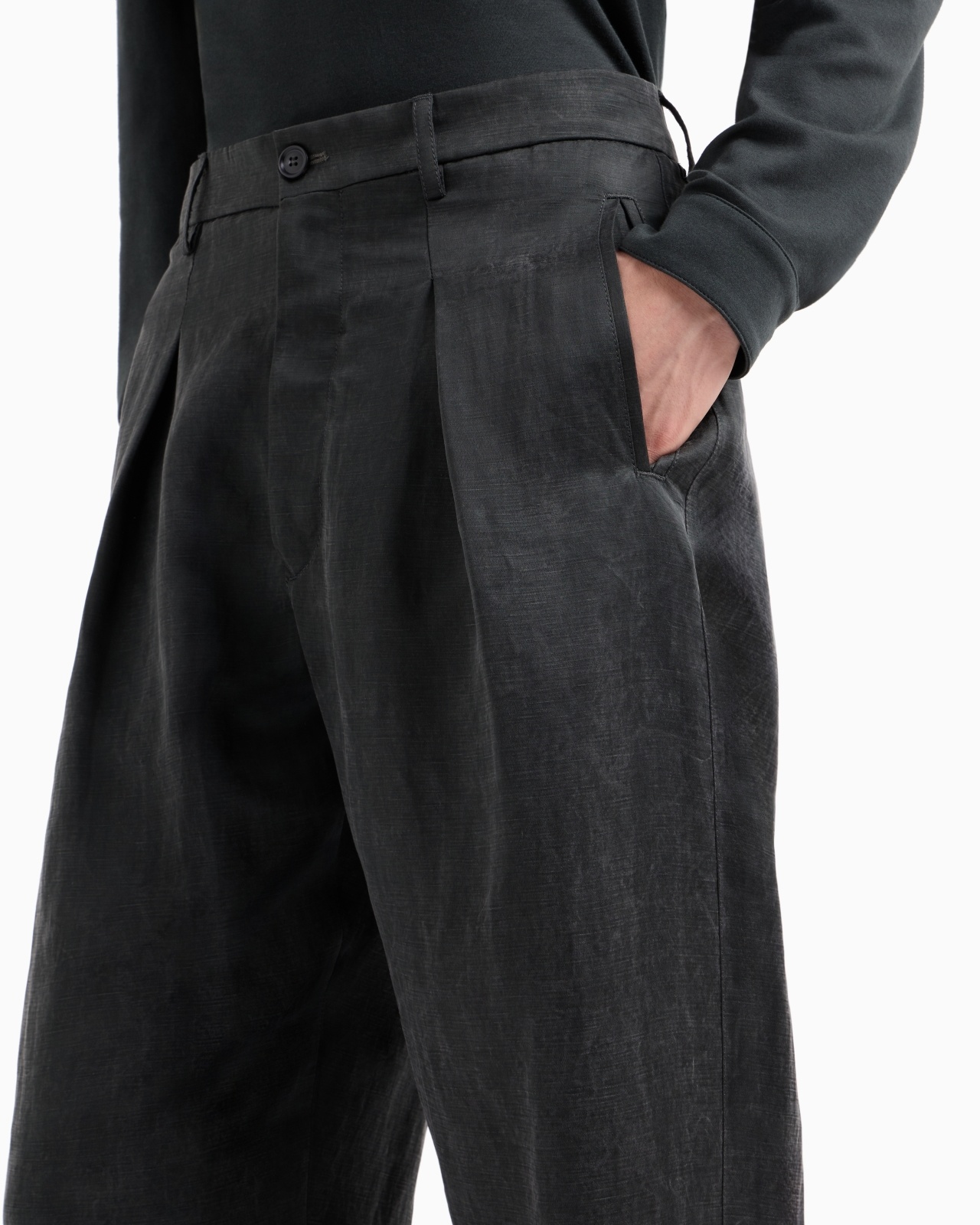 FADED LYOCELL AND LINEN CANVAS ONE-PLEAT TROUSERS - 5