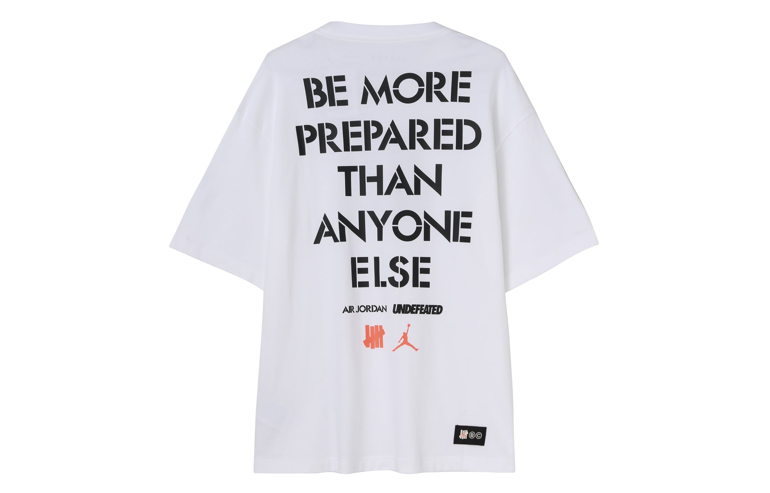 Air Jordan Tee x UNDEFEATED DX4305-100 - 2