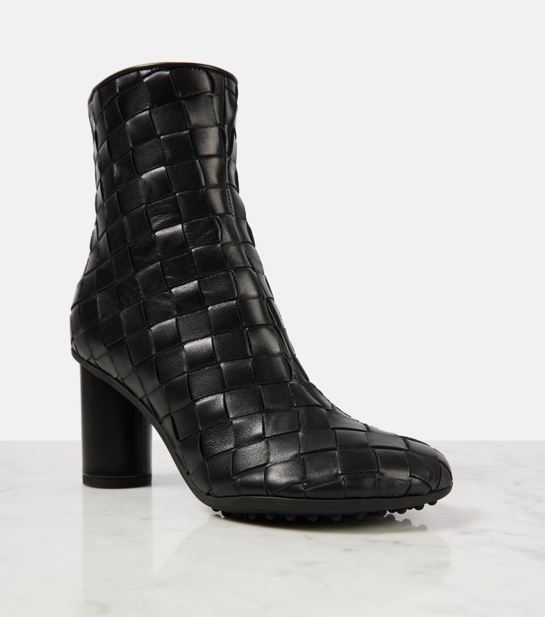 Intrecciato leather ankle boots - 5