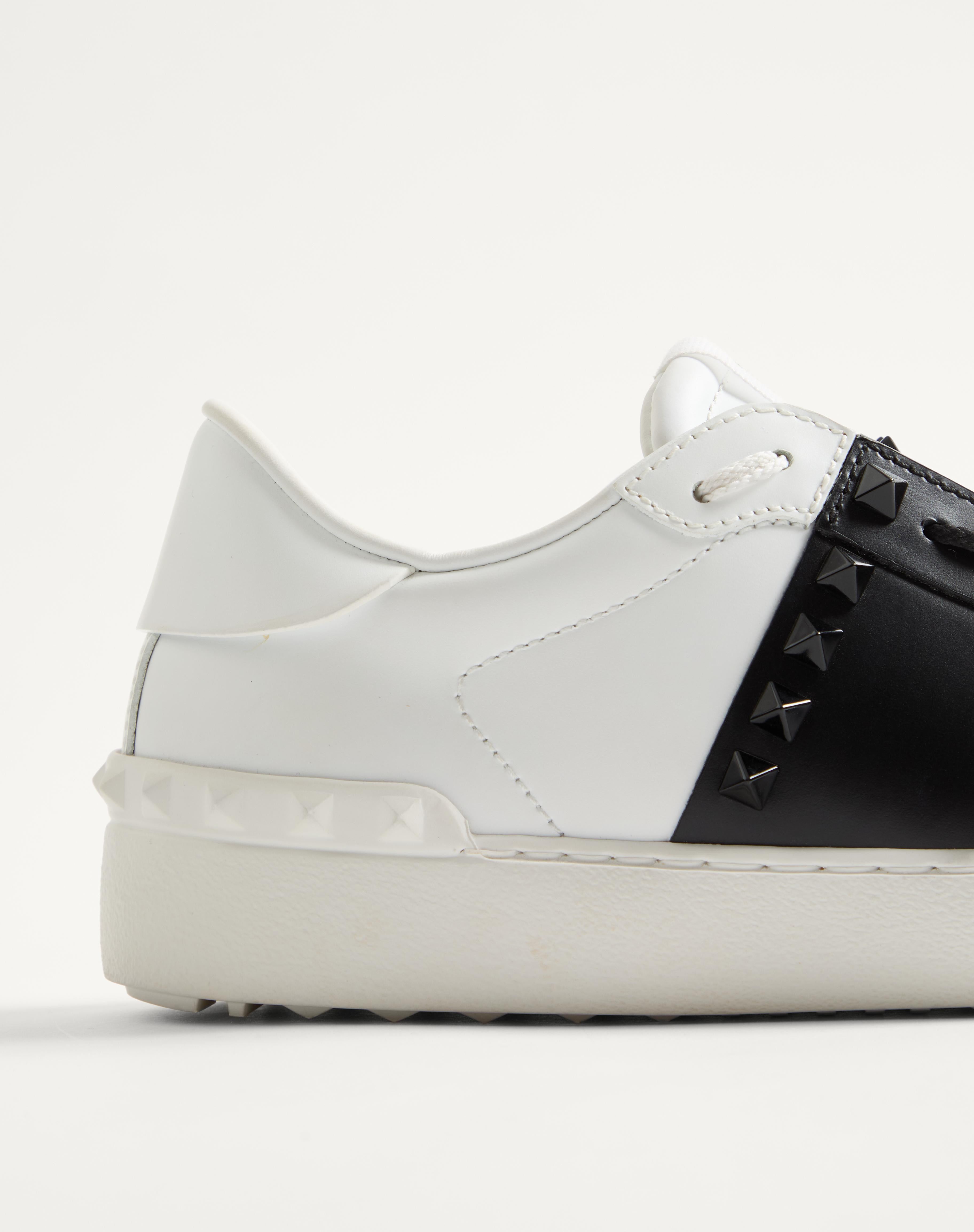 ROCKSTUD UNTITLED SNEAKER IN CALFSKIN LEATHER WITH TONAL STUDS - 8