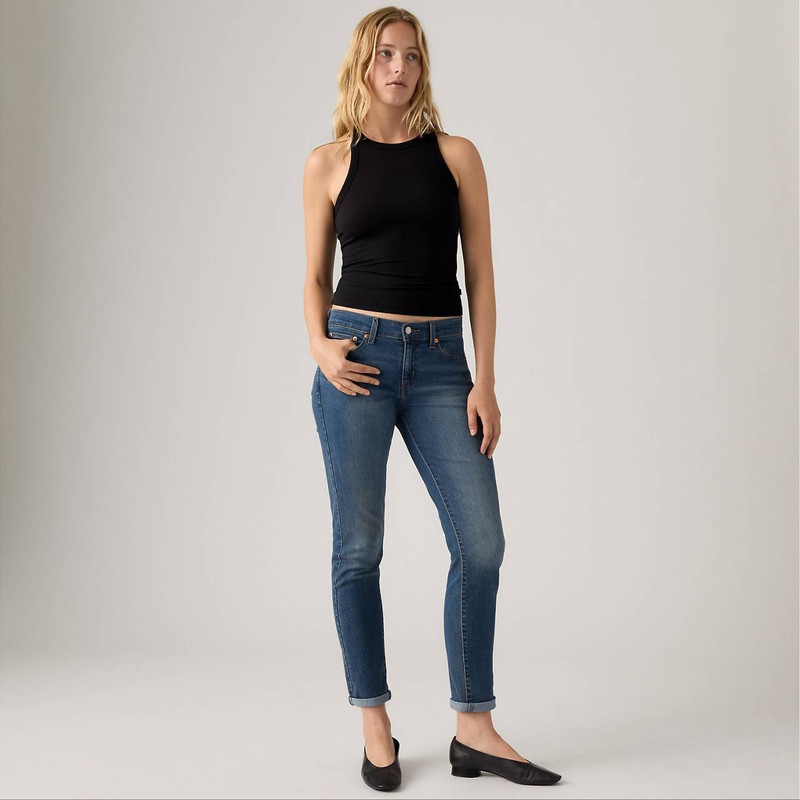 Levi's MID RISE BOYFRIEND WOMEN'S JEANS outlook