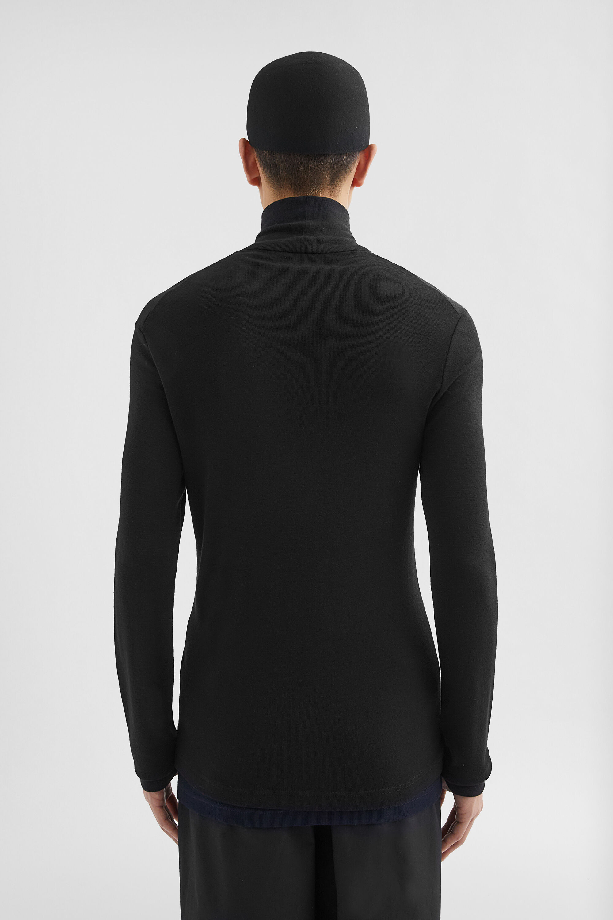 Lightweight Wool Layered T-Shirt - 5