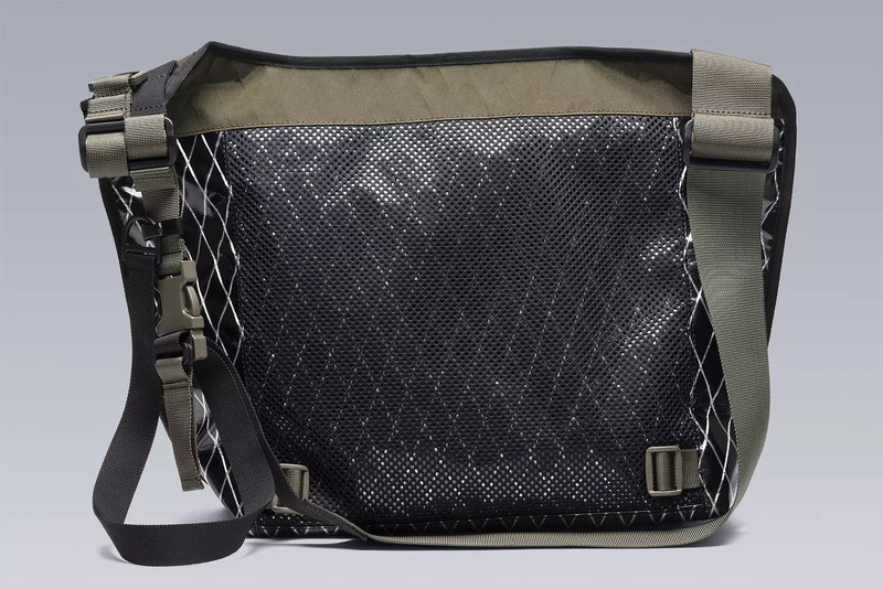 3A-1-MULTI Interops Einsatztasche Black/Olive 5