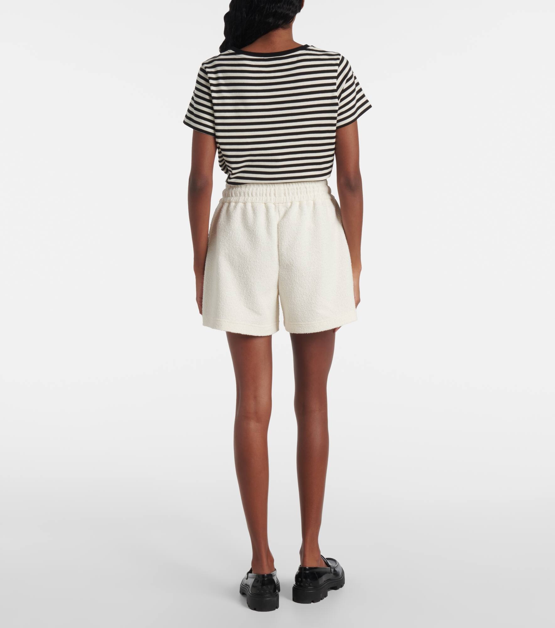 Mid-rise shorts - 3