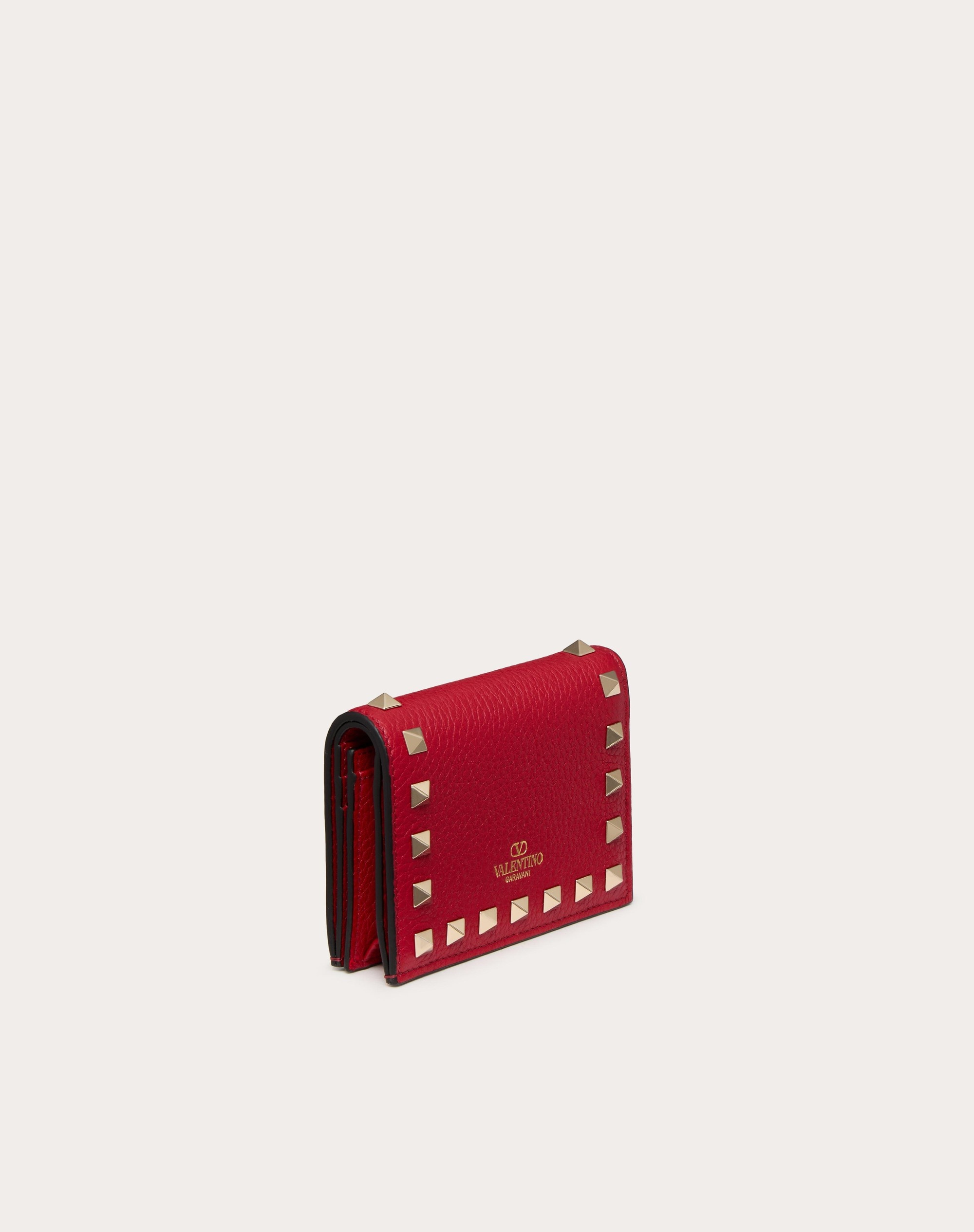 SMALL ROCKSTUD GRAINY CALFSKIN WALLET - 4