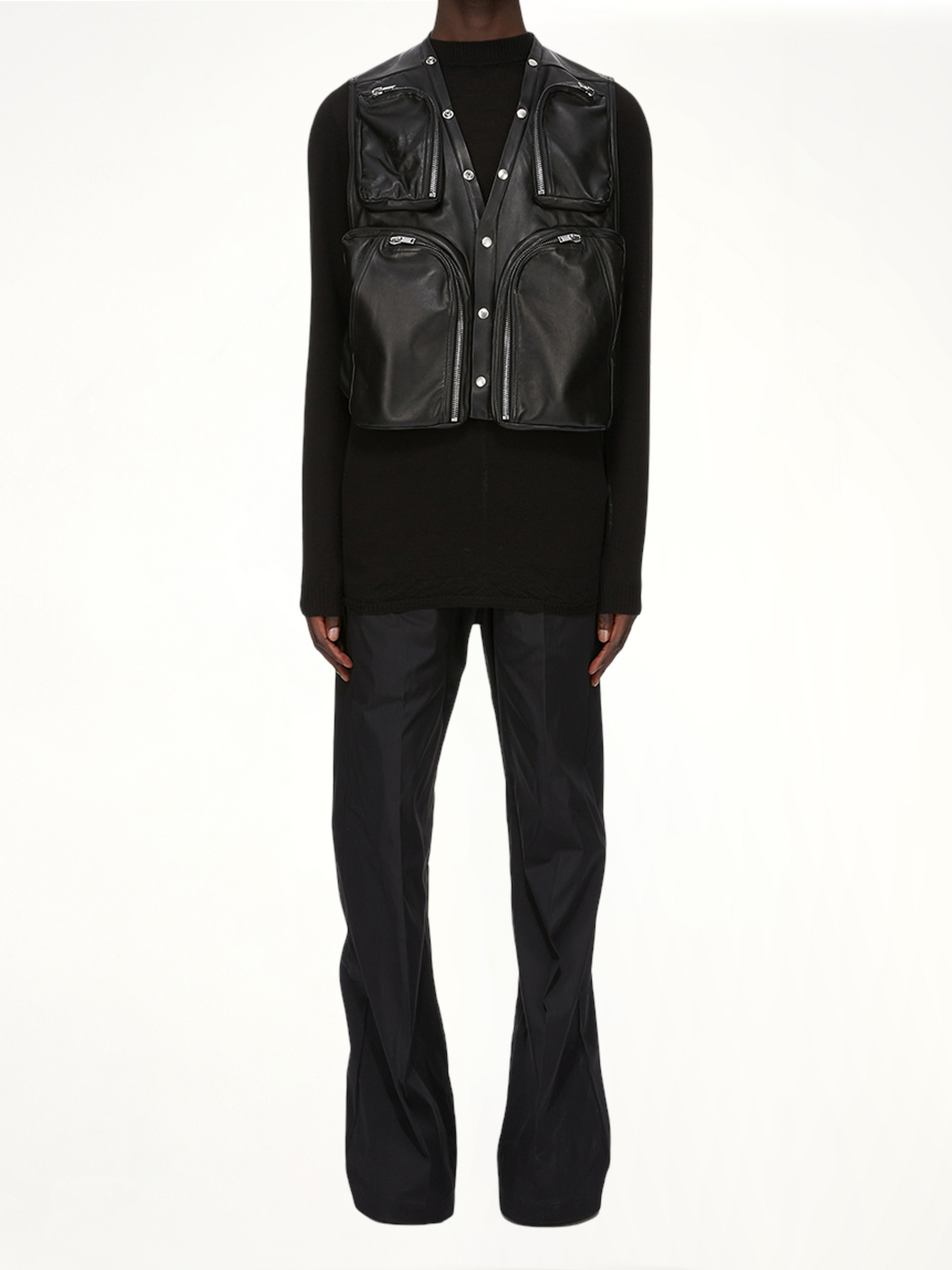 Cargo Vest in Black - 4