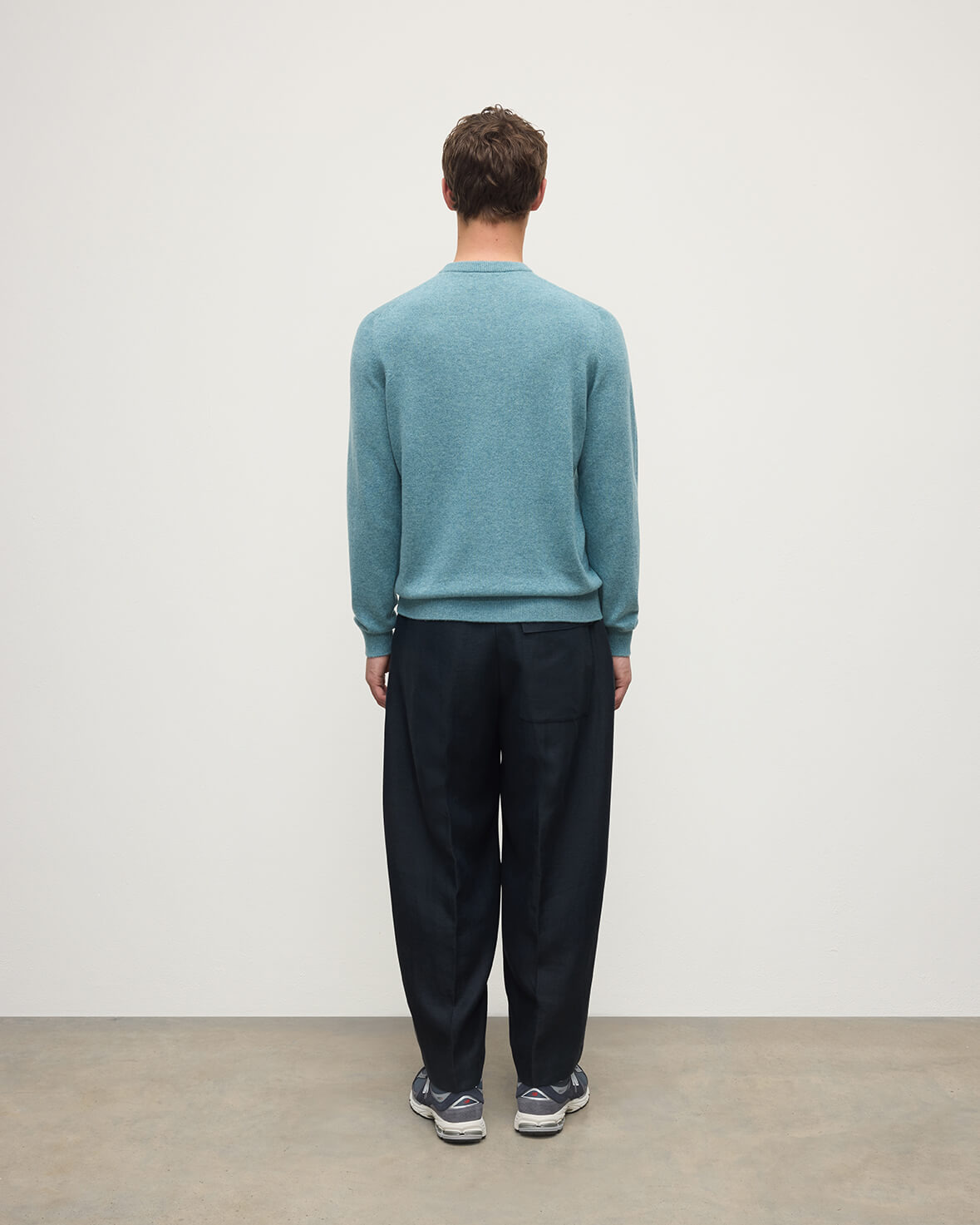 Classic Cashmere Green Round Neck Jumper - 4