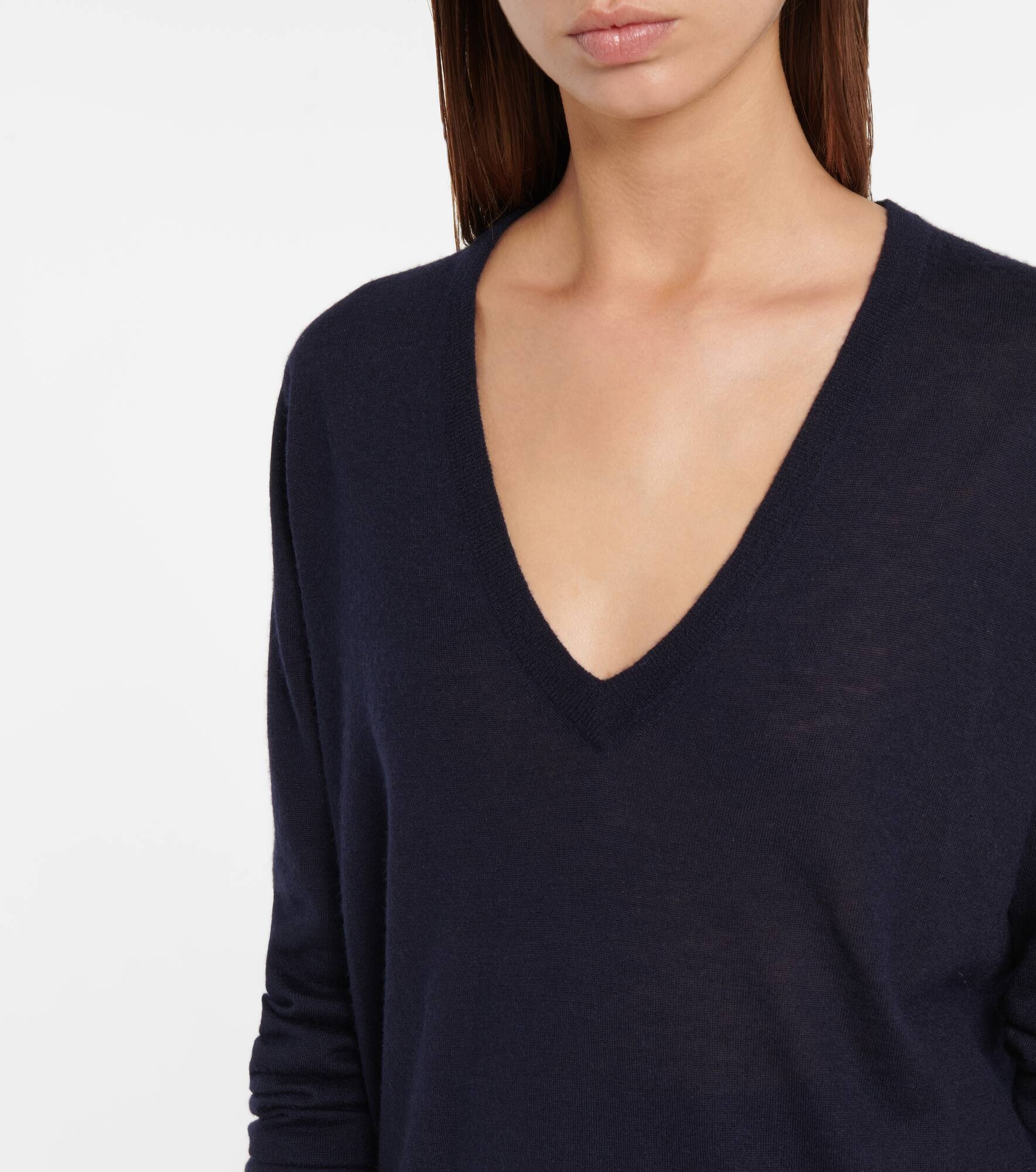 Cashair cashmere V-neck sweater - 5
