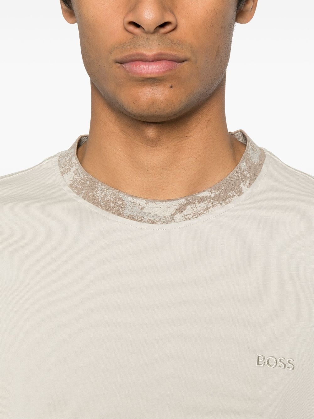 logo-embroidered T-shirt - 4
