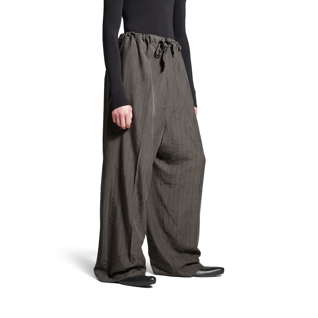 Men's Fluid Tailored Pants in Grey - 5