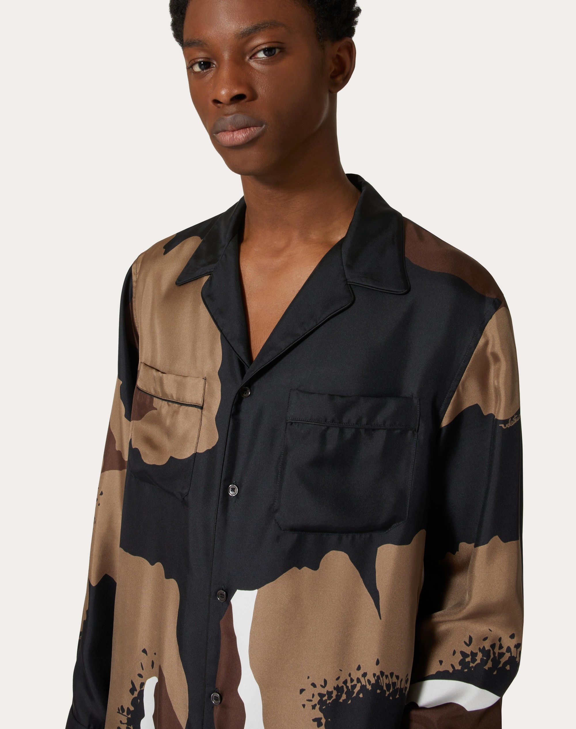 SILK TWILL PAJAMA SHIRT WITH VALENTINO FLOWER PORTRAIT PRINT - 5