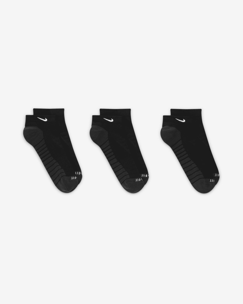 Nike Everyday Max Cushioned Training No-Show Socks (3 Pairs) 3