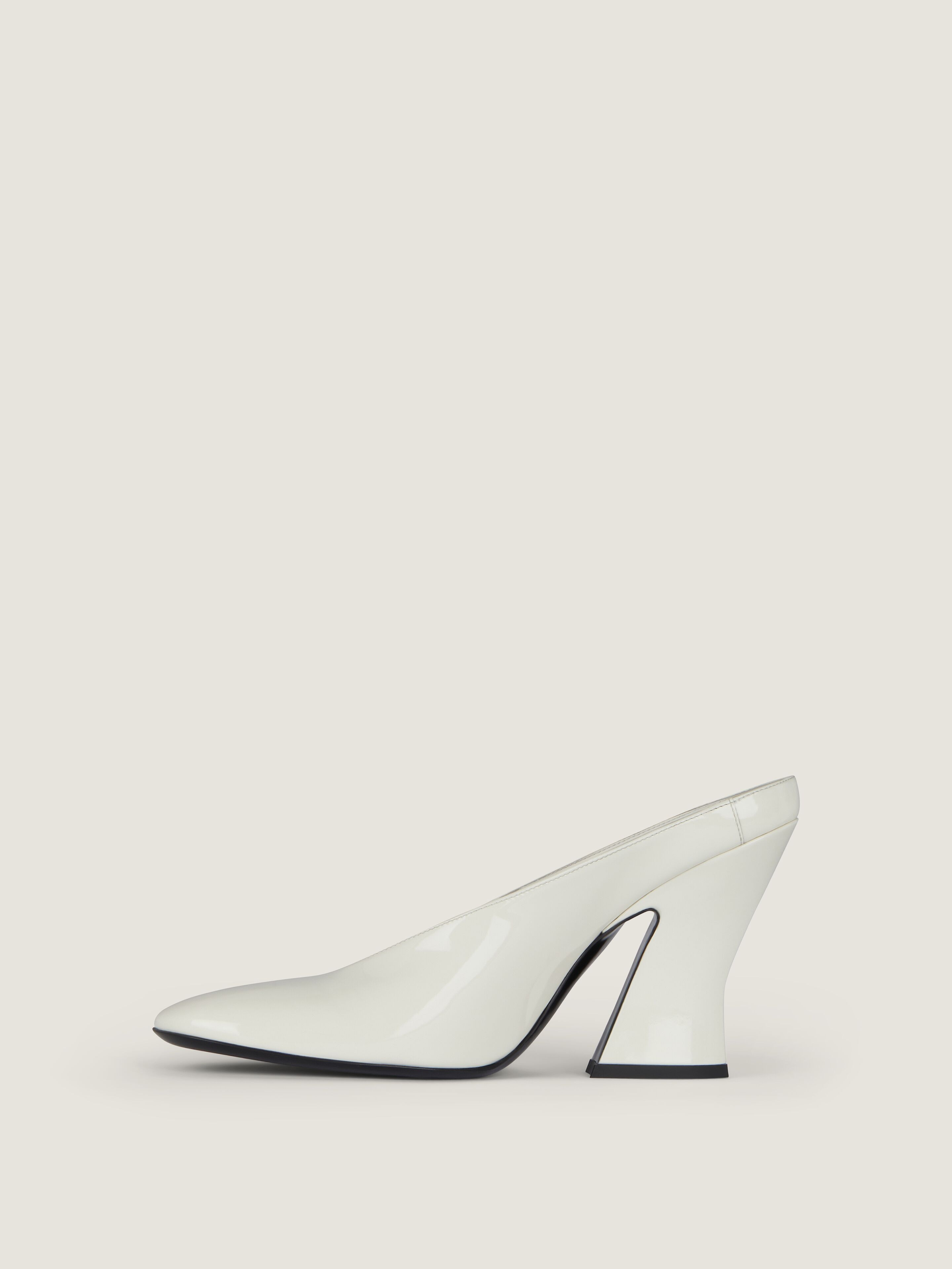 SCULPTED HEELED MULES IN PATENT LEATHER - 3
